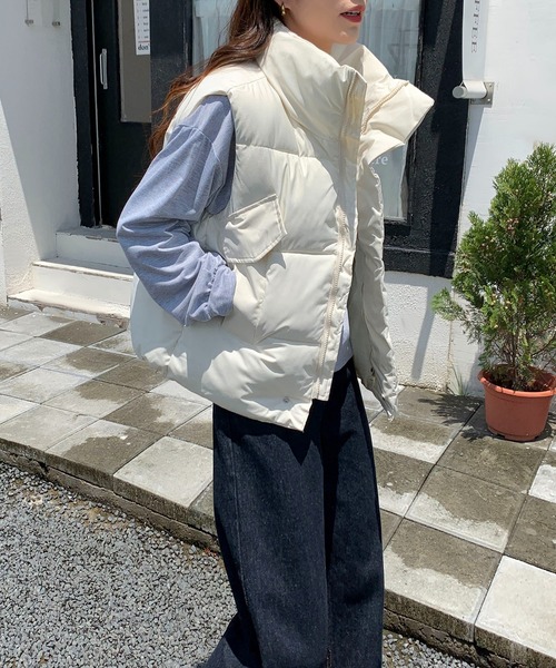 SHEPP(シープ)の「スタンドネック 中綿ベスト(ベスト・レディース・ホワイト/ブラック・L/M/S)」の7枚目の写真