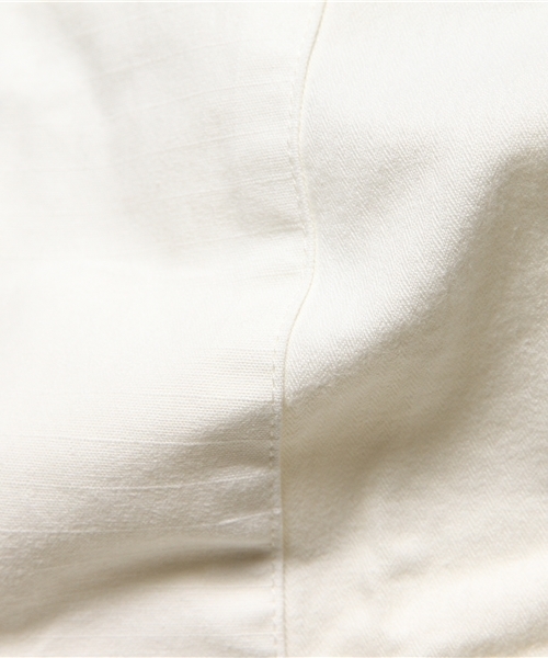 B:MING by BEAMS（ビーミングバイビームス）の「ビーミング by ビームス / ガーメントダイバンドカラーシャツ（シャツ/ブラウス・メンズ・ホワイト/ネイビー・MEDIUM/LARGE）」の3枚目の写真