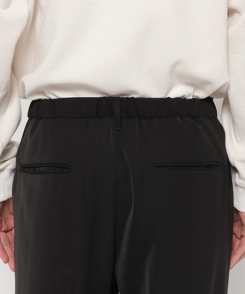 HARE（ハレ）の「【SET UP対応 イージーケア】TOROMIワイドパンツ(HARE)（スラックス・メンズ・ホワイト/ブラック/グレー/パープル/ピンク/ブルー/パープル系その他/ブルー系その他/グレー系その他/ブルー系その他2/レッド/グレー系その他2/オレンジ/ブラウン/ブルー系その他3/ブルー系その他4/グレー系その他3/レッド系その他・SMALL/MEDIUM/LARGE）」の22枚目の写真