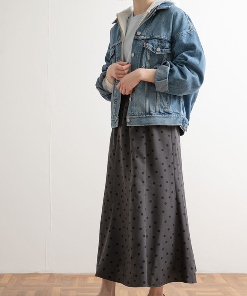 URBAN RESEARCH DOORS（アーバンリサーチドアーズ）の「ドットプリントフレアスカート（スカート・レディース・ブラック系その他/グレー系その他・MEDIUM）」の18枚目の写真