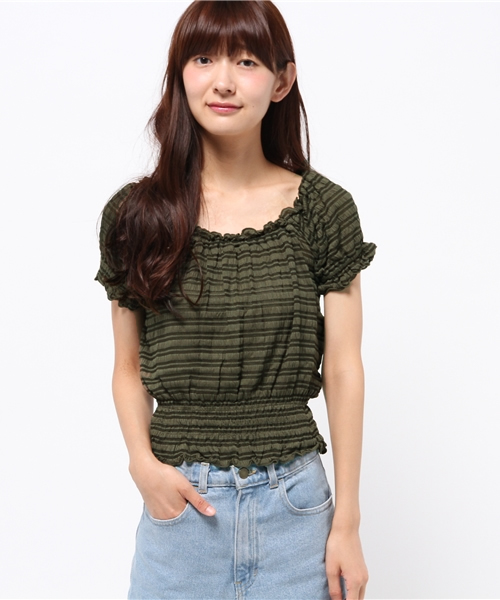 one after another NICE CLAUP（ワンアフターアナザーナイスクラップ）の「【ナイスクラップ】シャドーボーダーシャーリングプルオーバー（Tシャツ/カットソー・レディース・オフホワイト/カーキ/ブラック・FREE）」の3枚目の写真