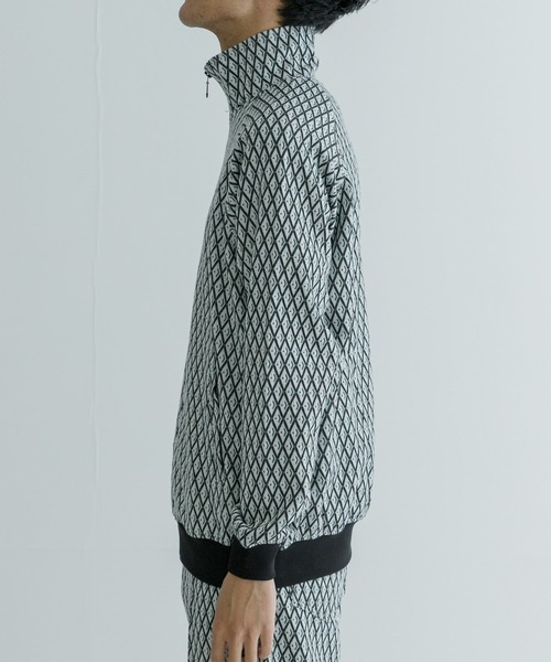 URBAN RESEARCH（アーバンリサーチ）の「URBAN RESEARCH iD　ジャカードトラックジャケット（ブルゾン・メンズ・ネイビー/ホワイト・LARGE/MEDIUM）」の8枚目の写真