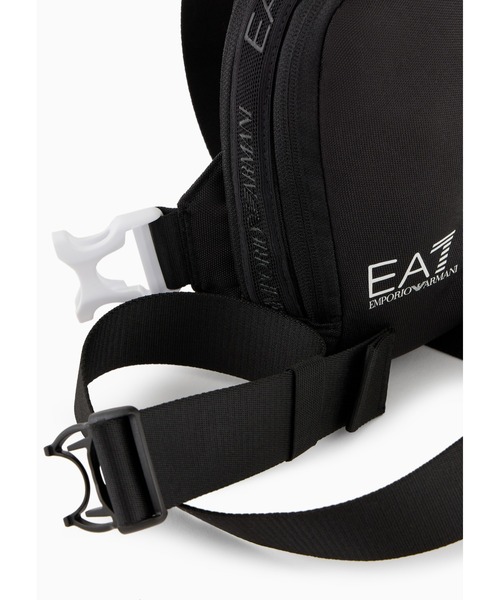 EMPORIO ARMANI EA7(エンポリオアルマーニイーエーセブン)の「【エンポリオ アルマーニ EA7】Logo Series ラウンドバックパック テクニカルファブリック ミニ(ショルダーバッグ・メンズ・ブラック系その他・FREE)」の5枚目の写真