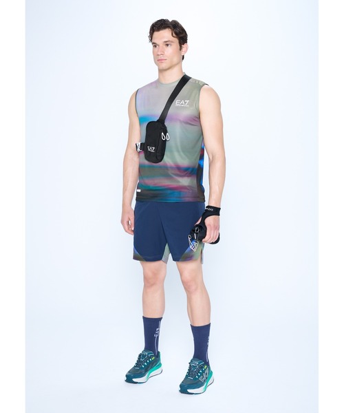 EMPORIO ARMANI EA7(エンポリオアルマーニイーエーセブン)の「【エンポリオ アルマーニ EA7】Logo Series ラウンドバックパック テクニカルファブリック ミニ(ショルダーバッグ・メンズ・ブラック系その他・FREE)」の7枚目の写真