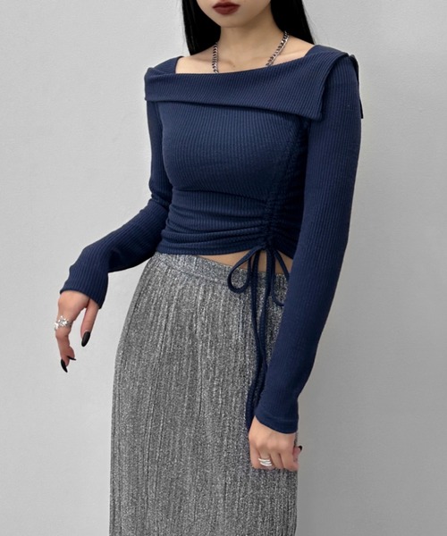 LVEU.(ラブユ.)の「【LVEU.】シャーリングオープンネックトップス / トップス リブ ニット ラペル シャーリング オフショル風 襟 フラップ クロップド ショート ブラック ネイビー(Tシャツ/カットソー・レディース・アイボリー/ブラック/ネイビー・FREE)」の21枚目の写真