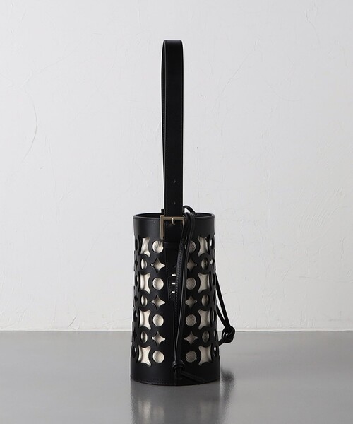 A VACATION（アヴァケーション）の「＜A VACATION＞RIN CUTWORK ショルダーバッグ（ショルダーバッグ・レディース・ブラック/ホワイト・FREE）」の3枚目の写真