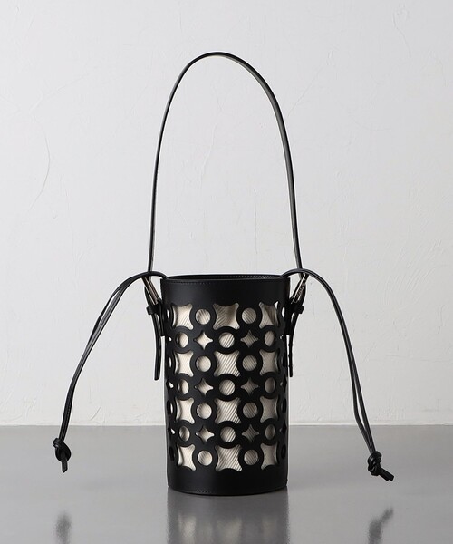 A VACATION（アヴァケーション）の「＜A VACATION＞RIN CUTWORK ショルダーバッグ（ショルダーバッグ・レディース・ブラック/ホワイト・FREE）」の4枚目の写真