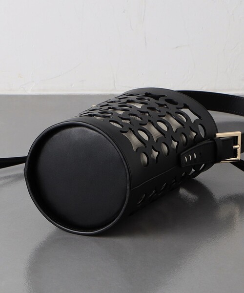 A VACATION RIN バッグ A VACATION（アヴァケーション）の「＜A VACATION＞RIN CUTWORK