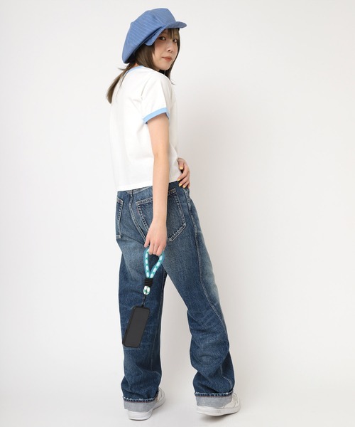 RNA(アールエヌエー)の「M2247 BLINDFOLD BEARミニT(Tシャツ/カットソー・レディース・ホワイト×ブルー/ピンク/ブラック×ホワイト・MEDIUM)」の22枚目の写真