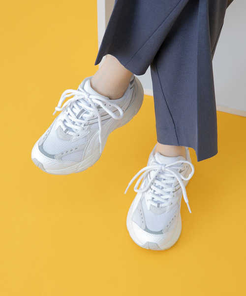 限定 新品 Whitephosphor  Mサイズ PUMA（プーマ）の「『25.0サイズ/WEB限定』『別注』PUMA×DOORS