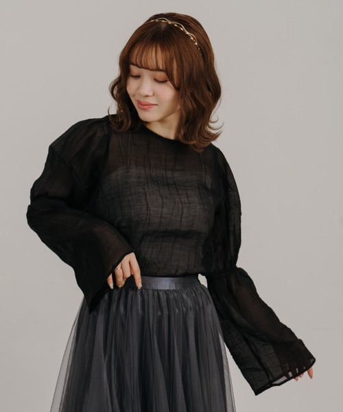 IROHANI(イロハニ)の「ギャザーデザインシアーブラウス(シャツ/ブラウス・レディース・ブルー/ブラック・FREE)」の12枚目の写真