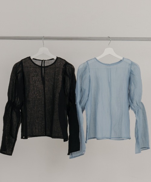 IROHANI(イロハニ)の「ギャザーデザインシアーブラウス(シャツ/ブラウス・レディース・ブルー/ブラック・FREE)」の15枚目の写真