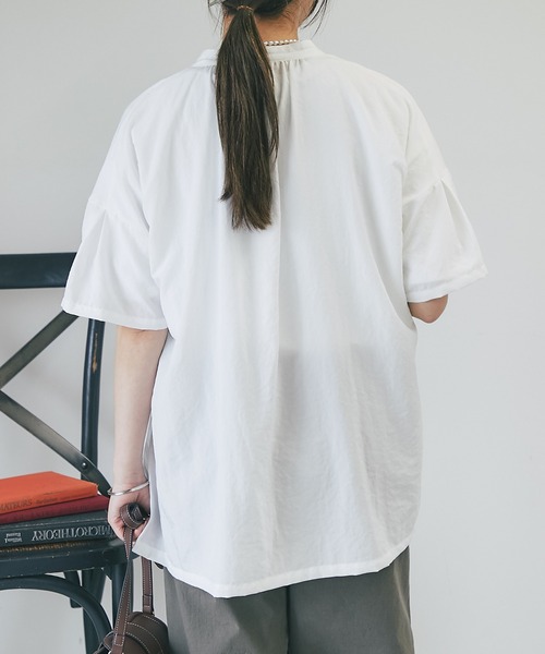 un dix cors（アンディコール）の「スパンローン気流染めシャツ（シャツ/ブラウス・レディース・オフホワイト/チャコールグレー/ブルー・FREE）」の21枚目の写真