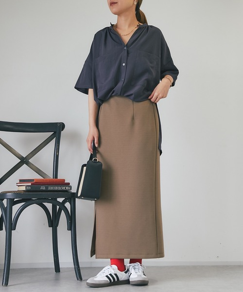 un dix cors（アンディコール）の「スパンローン気流染めシャツ（シャツ/ブラウス・レディース・オフホワイト/チャコールグレー/ブルー・FREE）」の7枚目の写真