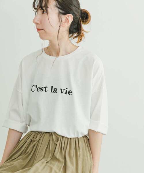 ITEMS URBANRESEARCH（アイテムズ アーバンリサーチ）の「ロゴハンソデビッグTシャツ（Tシャツ/カットソー・レディース・ダークブラウン/オフホワイト/ライトベージュ・FREE）」の2枚目の写真