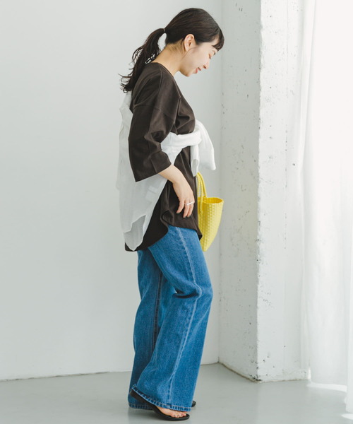 ITEMS URBANRESEARCH（アイテムズ アーバンリサーチ）の「ロゴハンソデビッグTシャツ（Tシャツ/カットソー・レディース・ダークブラウン/オフホワイト/ライトベージュ・FREE）」の5枚目の写真