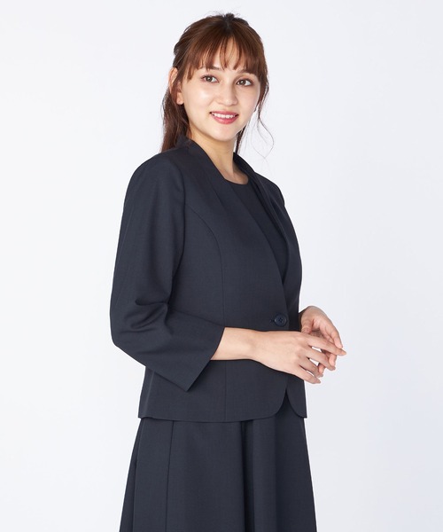 LAISSE PASSE（レッセパッセ）の「Vカラーサマージャケット（その他アウター・レディース・ベージュ/ネイビー・SMALL/MEDIUM）」の14枚目の写真