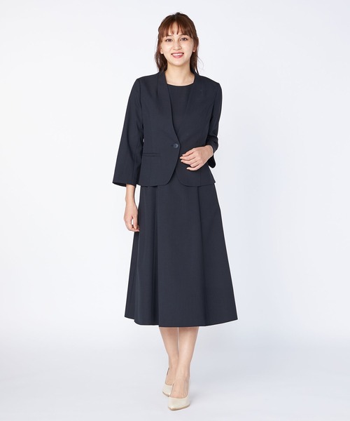 LAISSE PASSE（レッセパッセ）の「Vカラーサマージャケット（その他アウター・レディース・ベージュ/ネイビー・SMALL/MEDIUM）」の17枚目の写真