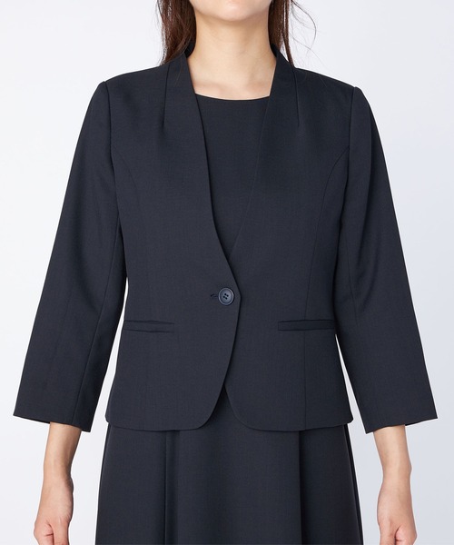 LAISSE PASSE（レッセパッセ）の「Vカラーサマージャケット（その他アウター・レディース・ベージュ/ネイビー・SMALL/MEDIUM）」の10枚目の写真