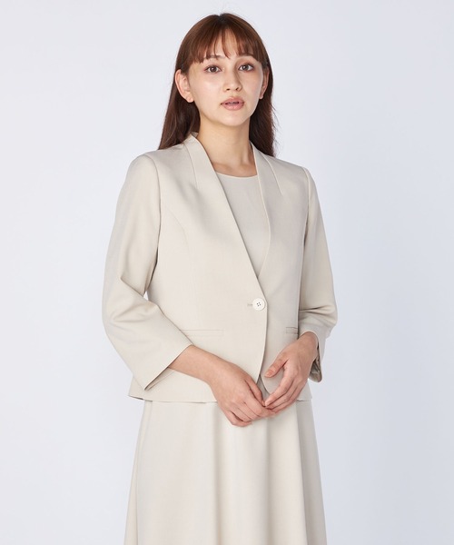 LAISSE PASSE（レッセパッセ）の「Vカラーサマージャケット（その他アウター・レディース・ベージュ/ネイビー・SMALL/MEDIUM）」の3枚目の写真