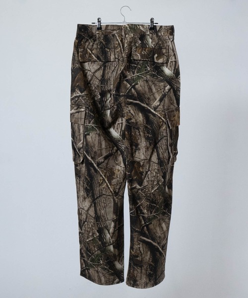 JOHN'S CLOSET（ジョンズクローゼット）の「【13】PRINT TWILL 裏使い ルーズカーゴパンツ（カーゴパンツ・メンズ・カモフラージュ/その他1・MEDIUM/LARGE/X-LARGE）」の3枚目の写真