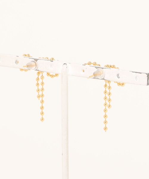 FOREVER 21(フォーエバー トゥエンティーワン)の「ボールリボンピアス(ピアス(両耳用)・レディース・シルバー/ゴールド・FREE)」の4枚目の写真