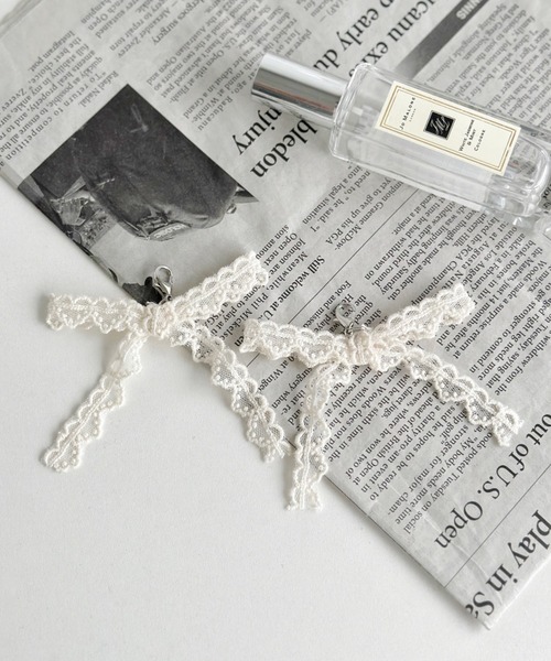 Couture brooch リボン❤︎レース スニーカー 新品未使用品♡可愛い系 セール】レースリボンシューズアクセサリー スニーカーチャーム