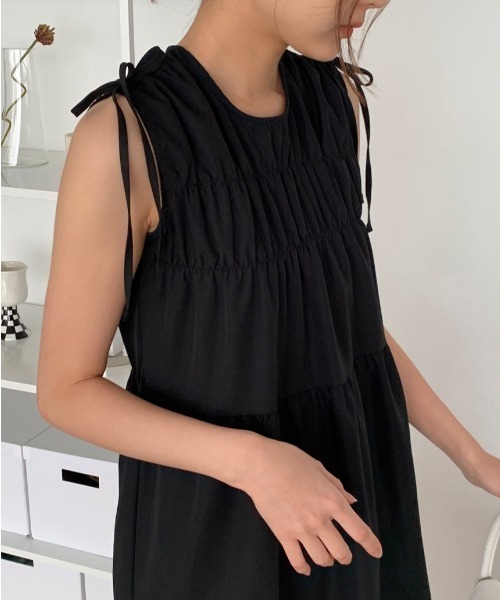 gossip!ロサンゼルス(ゴシップロサンゼルス)の「ショルダーストリングギャザーワンピース(ワンピース・レディース・ホワイト/ブラック・FREE)」の6枚目の写真