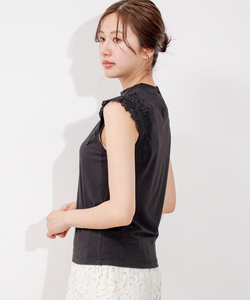 Jayro(ジャイロ)の「フラワー刺繍プルオーバー(Tシャツ/カットソー・レディース・ホワイト系その他/ブルー/ブラック/ベージュ・M)」の9枚目の写真