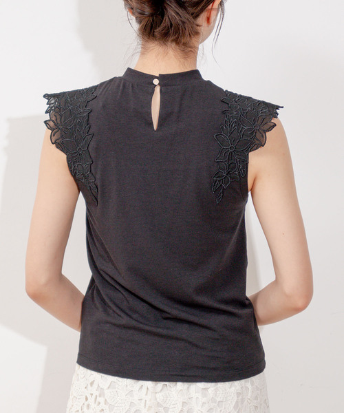 Jayro(ジャイロ)の「フラワー刺繍プルオーバー(Tシャツ/カットソー・レディース・ホワイト系その他/ブルー/ブラック/ベージュ・M)」の19枚目の写真