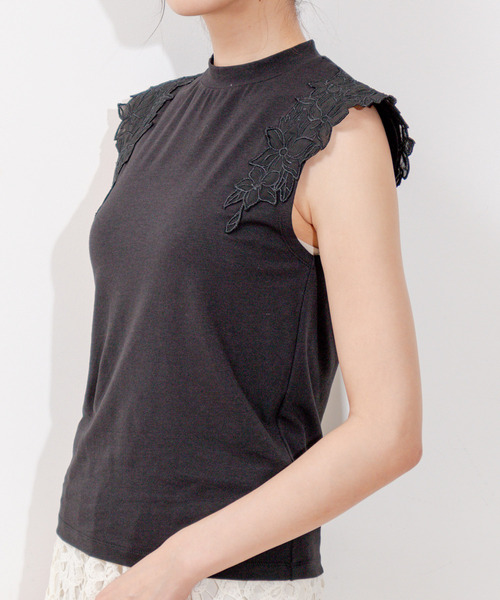 Jayro(ジャイロ)の「フラワー刺繍プルオーバー(Tシャツ/カットソー・レディース・ホワイト系その他/ブルー/ブラック/ベージュ・M)」の18枚目の写真
