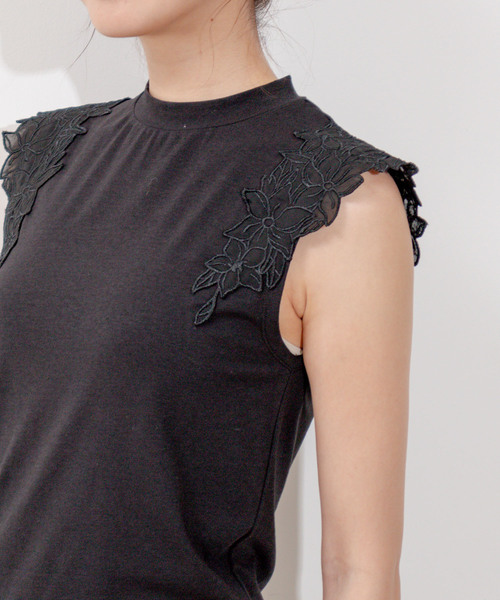 Jayro(ジャイロ)の「フラワー刺繍プルオーバー(Tシャツ/カットソー・レディース・ホワイト系その他/ブルー/ブラック/ベージュ・M)」の16枚目の写真