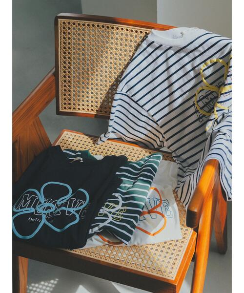 ehka sopo(エヘカソポ)の「柄アソート花ロゴプリントTシャツ(Tシャツ/カットソー・レディース・ネイビー/オフホワイト/ブラック/グリーン・F)」の5枚目の写真