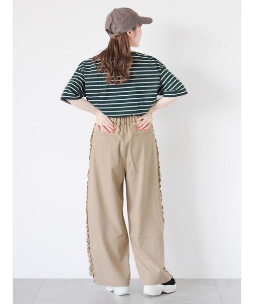 ehka sopo(エヘカソポ)の「柄アソート花ロゴプリントTシャツ(Tシャツ/カットソー・レディース・ネイビー/オフホワイト/ブラック/グリーン・F)」の17枚目の写真