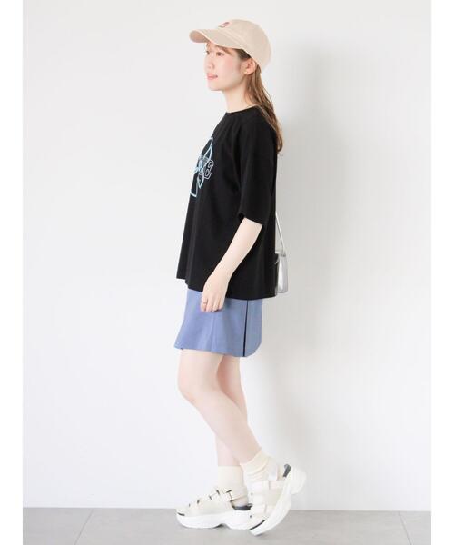 ehka sopo(エヘカソポ)の「柄アソート花ロゴプリントTシャツ(Tシャツ/カットソー・レディース・ネイビー/オフホワイト/ブラック/グリーン・F)」の22枚目の写真