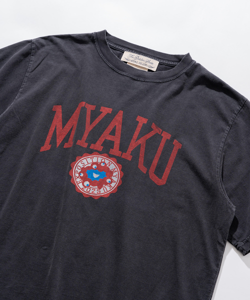 REMI RELIEF（レミレリーフ）の「REMI RELIEF(レミレリーフ) 別注 ミャクミャク Tシャツ（Tシャツ/カットソー・メンズ・ブラック/アイボリー/ネイビー・MEDIUM/LARGE/X-LARGE）」の4枚目の写真