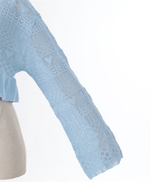 axes femme POETIQUE(アクシーズファムポエティック)の「トランプクロシェ風ニットカーディガン(カーディガン/ボレロ・レディース・ブラック/サックスブルー/キナリ・MEDIUM)」の13枚目の写真