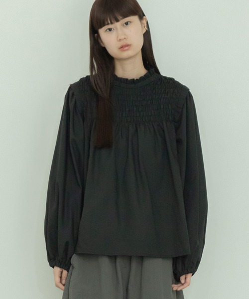 セール】フリルカラーシャーリングブラウス/長袖 ブラック ナチュラル