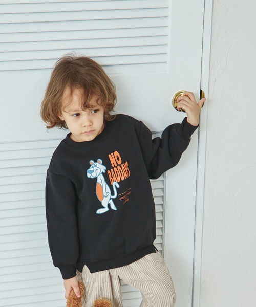 pairmanon（ペアマノン）の「裏起毛 プリント クルーネック シンプル トレーナー（スウェット・キッズ・グレー系その他2/ブルー系その他/グリーン系その他/グレー系その他3/ピンク系その他2/ホワイト系その他/ブラック系その他4/ベージュ系その他/ベージュ系その他2/ベージュ系その他4/ブラック系その他3/グレー系その他/ブラック系その他/ベージュ系その他5/ベージュ系その他3/ブラウン系その他/ブルー系その他2/ブルー系その他3/ピンク系その他/ブラック系その他2・100/130/150/140/90/120/110）」の5枚目の写真