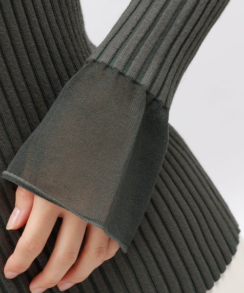 LAKOLE（ラコレ）の「12ゲージリブ袖シアープルオーバー / 116719（ニット/セーター・レディース・チャコールグレー/イエロー系その他/アイボリー/ライトブルー・MEDIUM/SMALL）」の6枚目の写真