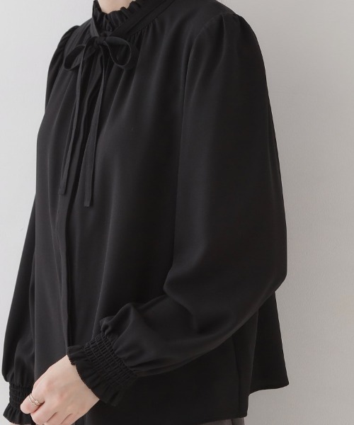 couture brooch（クチュールブローチ）の「◆【好印象なレディブラウス】タイ付きピコフリルブラウス（シャツ/ブラウス・レディース・ライトグレー/ブラック/アイボリー・38/36/40/42）」の9枚目の写真