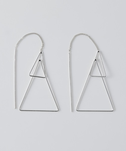 YArKA（ヤーカ）の「【YArKA/ヤーカ】narrow stick 2 triangle earing(pierce)[pcps] / 細棒2三角ピアス（ピアス（両耳用）・レディース・シルバー・FREE）」の4枚目の写真
