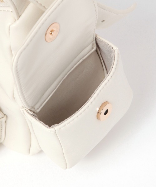BAYFLOW（ベイフロー）の「[斜めがけもできる]ポケット2WAYバッグ（ハンドバッグ・レディース・ブラック/オフホワイト・FREE）」の21枚目の写真