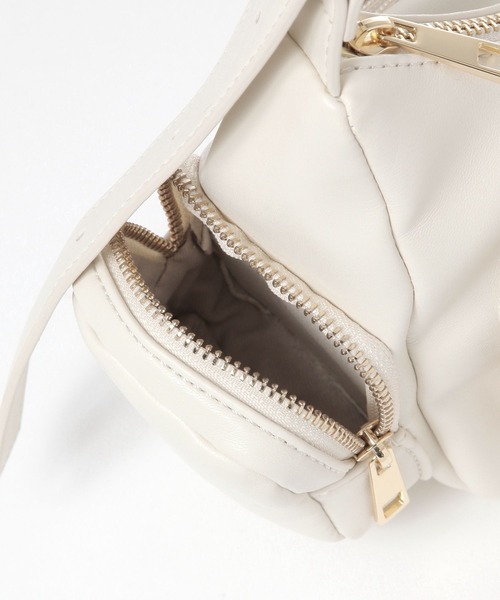 BAYFLOW（ベイフロー）の「[斜めがけもできる]ポケット2WAYバッグ（ハンドバッグ・レディース・ブラック/オフホワイト・FREE）」の22枚目の写真