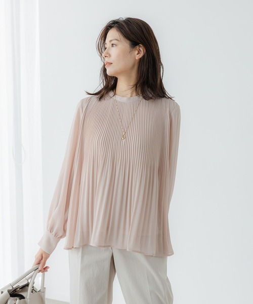 Elura(エルーラ)の「サラサラ着映えプリーツブラウス/144541(シャツ/ブラウス・レディース・ライトブルー/ブラック/ピンクベージュ/ベージュ・FREE)」の12枚目の写真