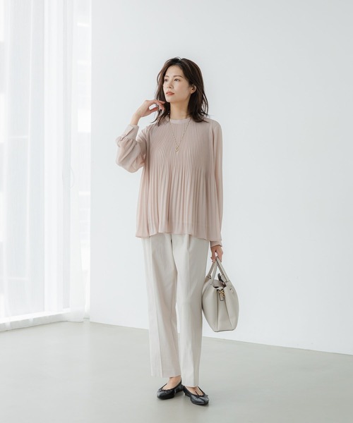 Elura(エルーラ)の「サラサラ着映えプリーツブラウス/144541(シャツ/ブラウス・レディース・ライトブルー/ブラック/ピンクベージュ/ベージュ・FREE)」の14枚目の写真