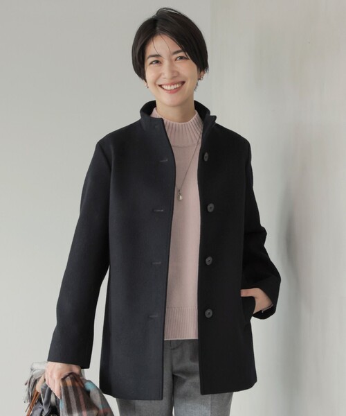 J.PRESS(ジェイプレス)の「ショートビーバー ボトルネック コート(その他アウター・レディース・ライトグレー系/ベージュ系/スカイブルー系/ブラック系・7/9/11)」の1枚目の写真