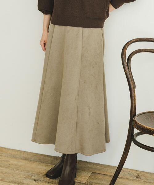 ITEMS URBANRESEARCH（アイテムズ アーバンリサーチ）の「フェイクスエードタックフレアスカート（スカート・レディース・モカ/チャコールグレー/ライトベージュ・FREE）」の13枚目の写真