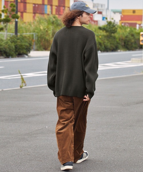 BARK MANHATTAN（バークマンハッタン）の「アンチピリング畦編みビッグシルエットクルーネックプルオーバーニット（ニット/セーター・メンズ・ワイン/ブラック/ダークグリーン/アイボリー/ネイビー/モカ/チャコール/ヘザーグレー・M/L）」の18枚目の写真