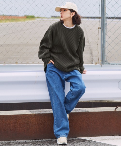 BARK MANHATTAN（バークマンハッタン）の「アンチピリング畦編みビッグシルエットクルーネックプルオーバーニット（ニット/セーター・メンズ・ワイン/ブラック/ダークグリーン/アイボリー/ネイビー/モカ/チャコール/ヘザーグレー・M/L）」の9枚目の写真